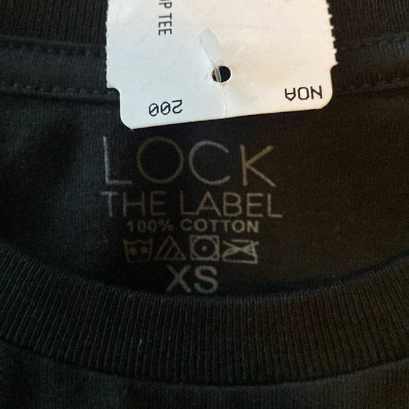 Women’s crop top - Picture 3 of 3